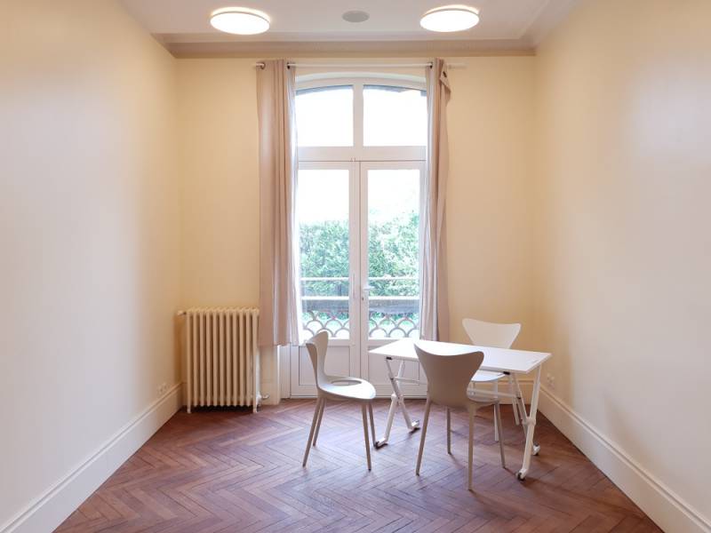 Louer un bureau accessible PMR pour activité paramédicale